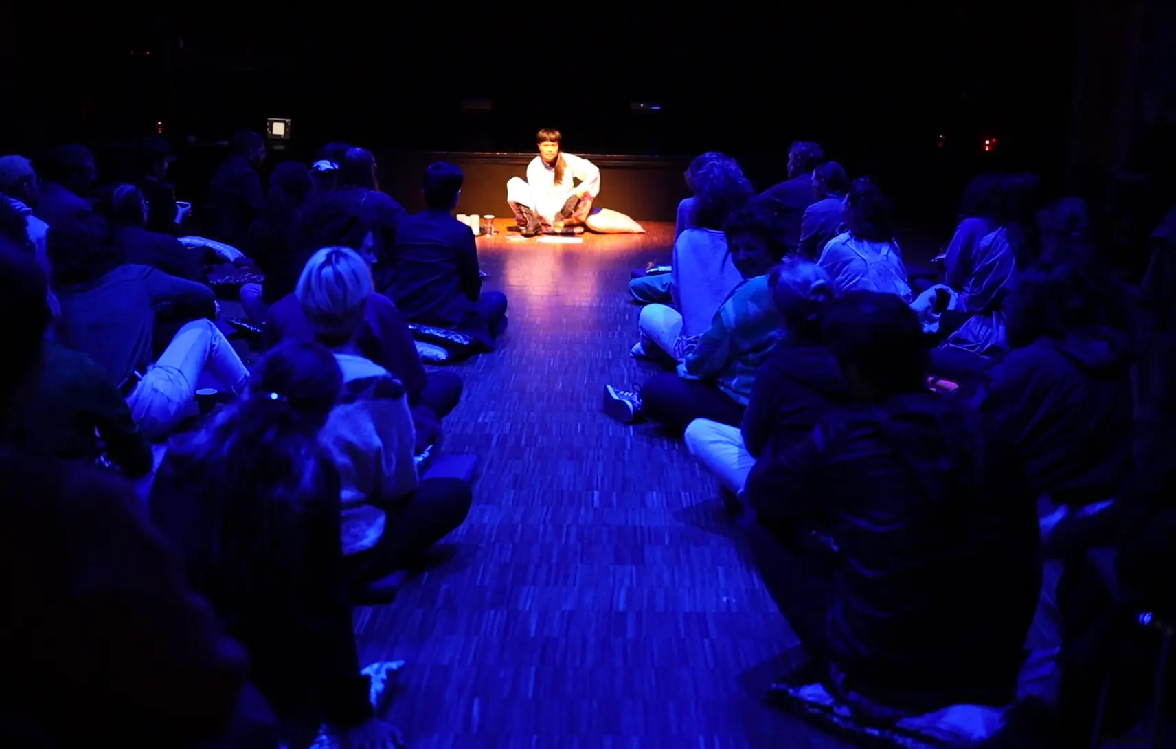On loss and resilience — symposium at Beursschouwburg, Brussels