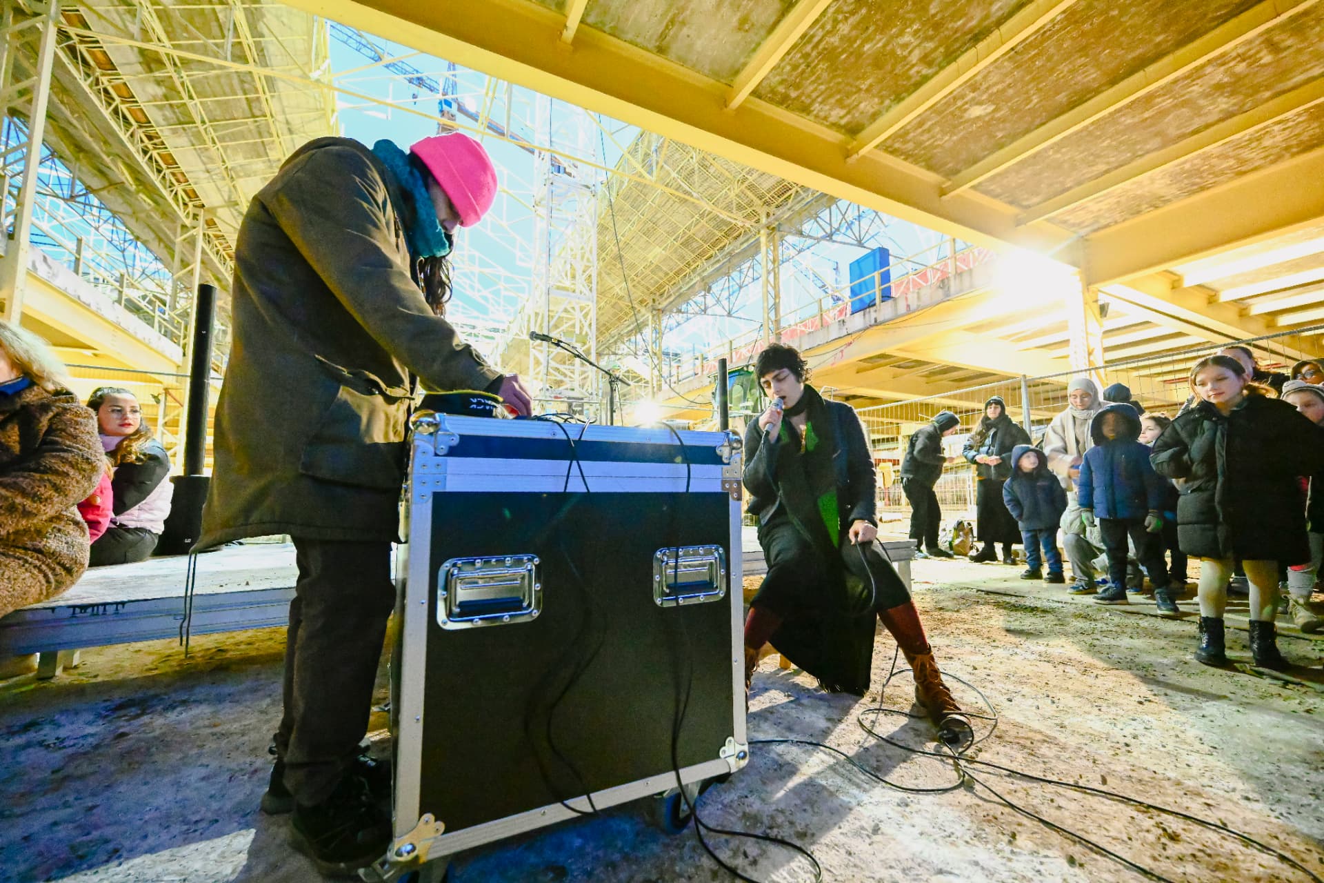 Lamenting Lands, sonic performance with Bare Bones Lay Low