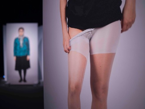 No Body's Body — immersive sound and photo installation at Beursschouwburg, Brussels