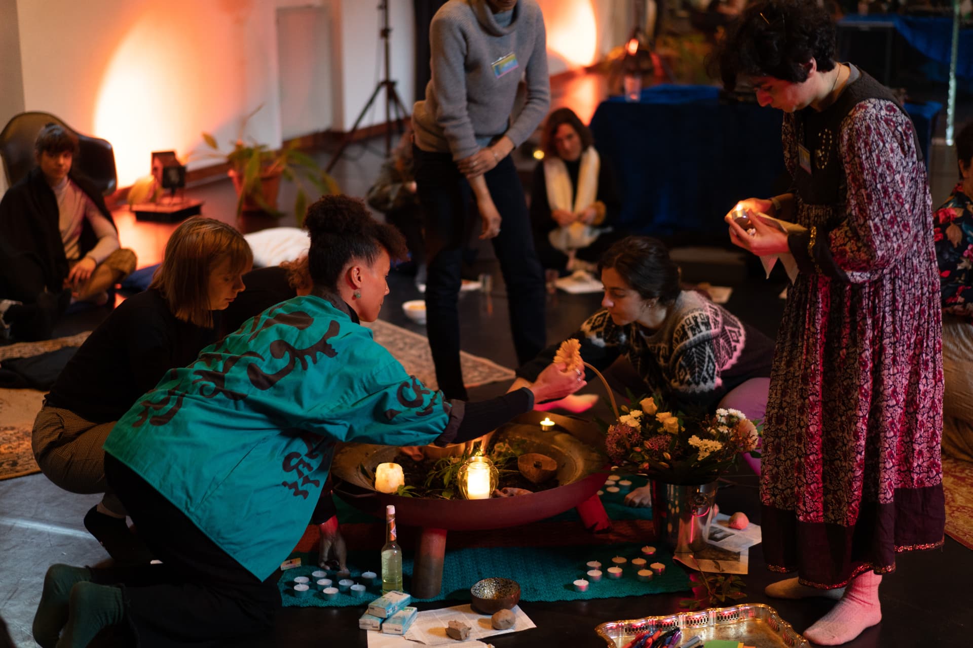 The Circle of Grieving Voices, collective vocal grief workshop